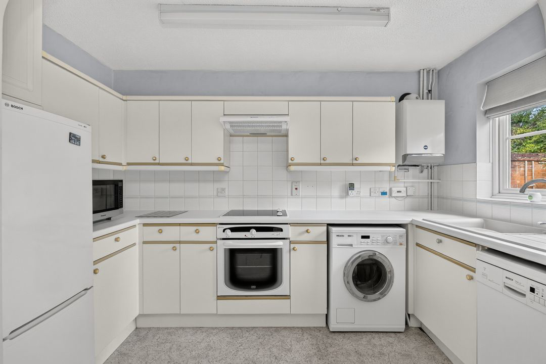 Clover Close, Wokingham, RG40, photo 3