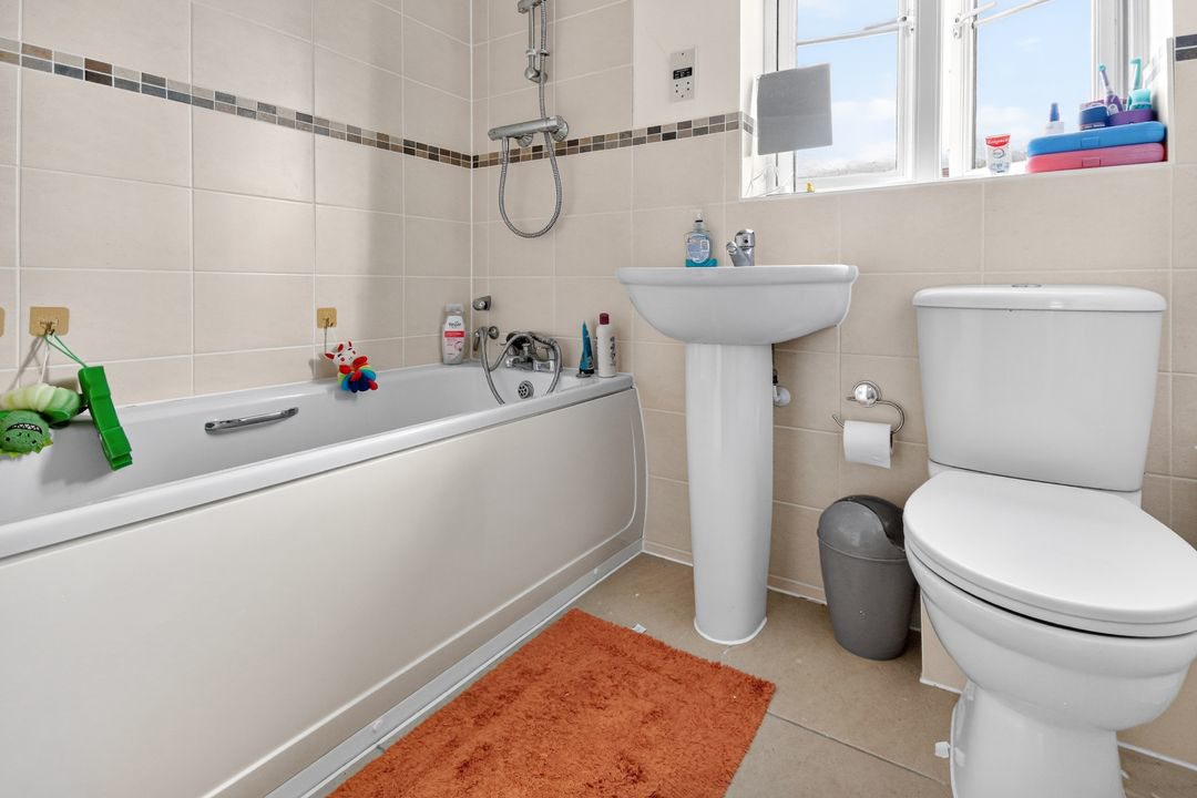 Eagle Way, Bracknell, RG12, photo 5