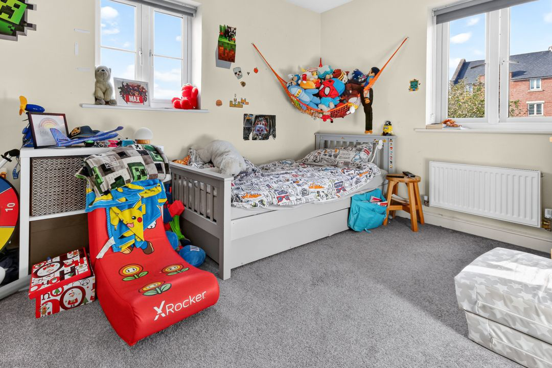Eagle Way, Bracknell, RG12, photo 6