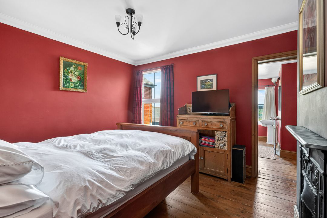 Terrace Road North, Binfield, photo 11