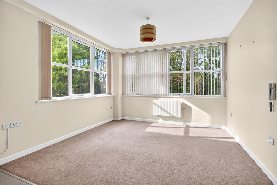 Emmview Close, Wokingham, RG41, photo 2