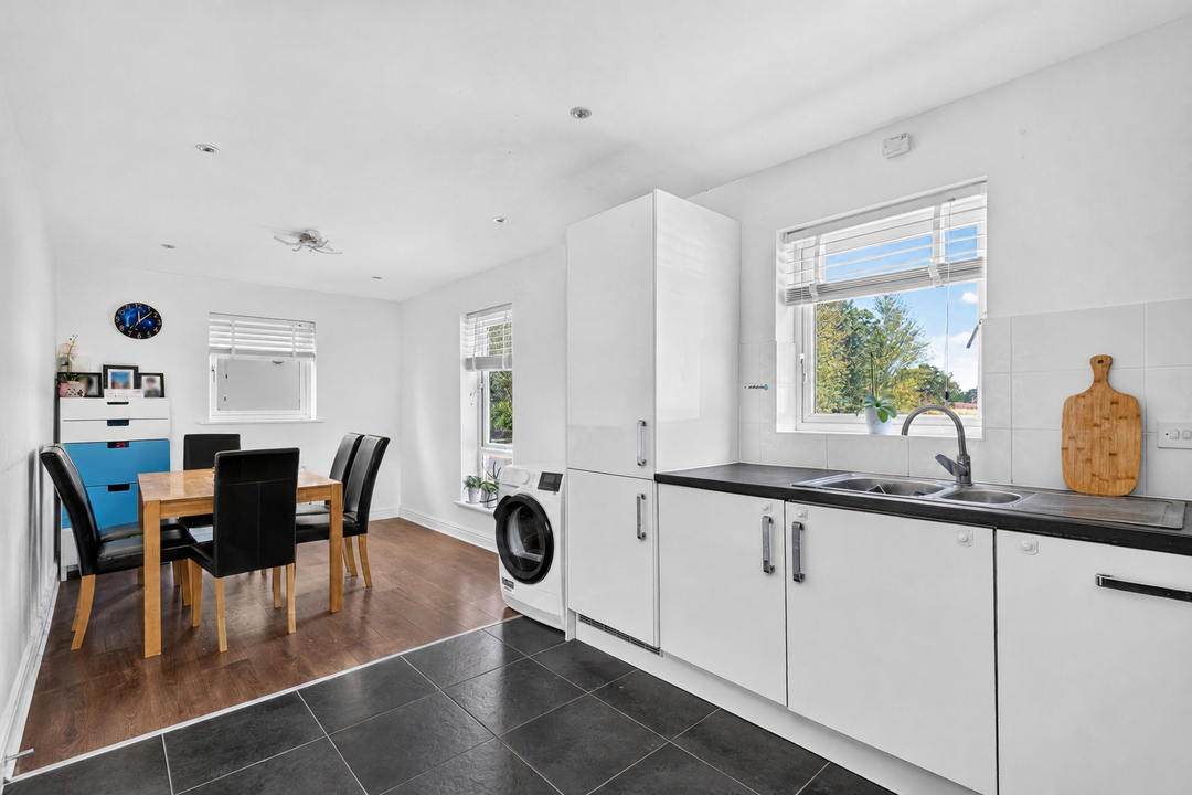 Lysander Drive, Bracknell, RG12, photo 2