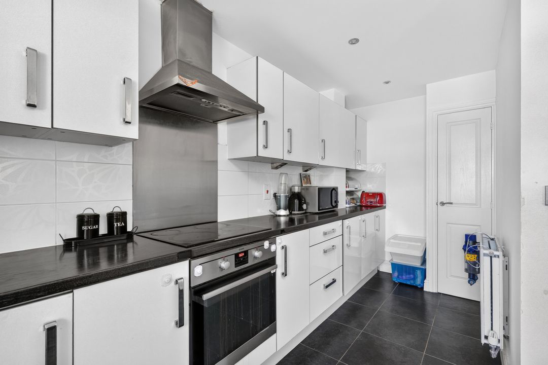 Lysander Drive, Bracknell, RG12, photo 4