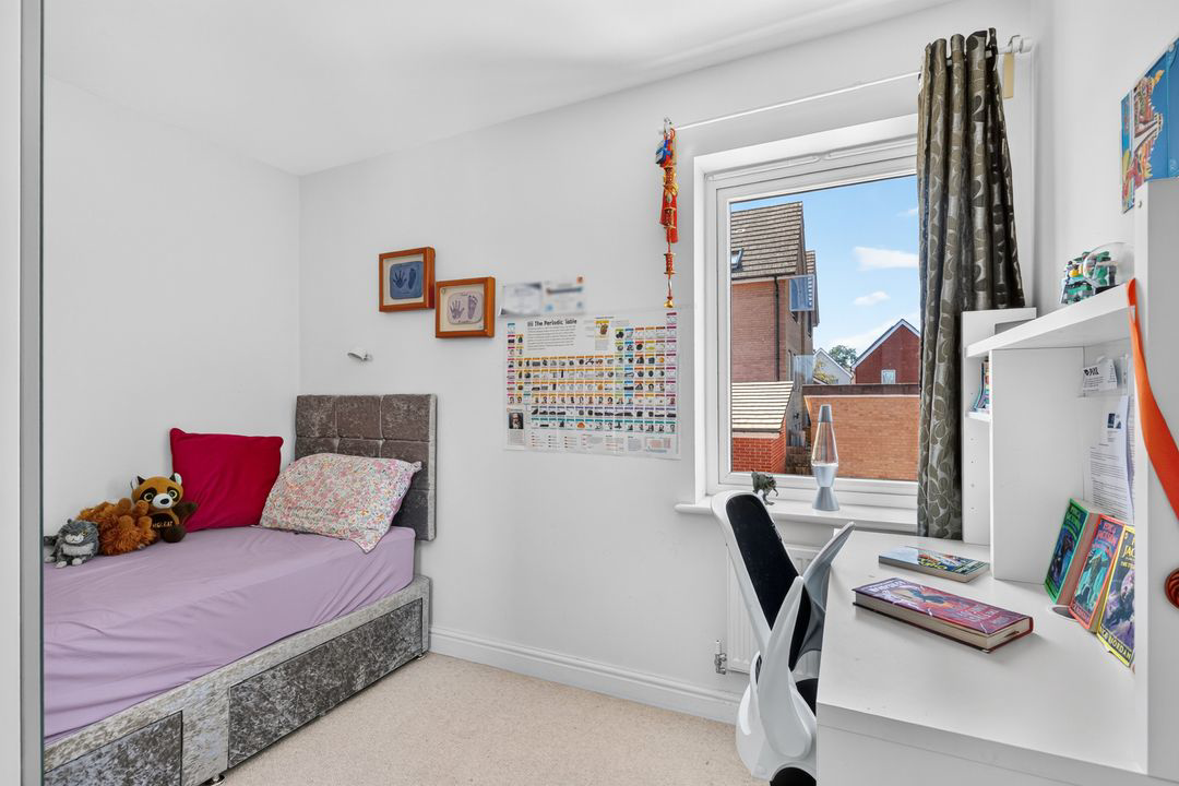 Lysander Drive, Bracknell, RG12, photo 7