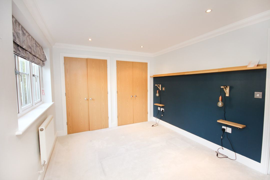 Bardeen Place, Bracknell, RG12, photo 4