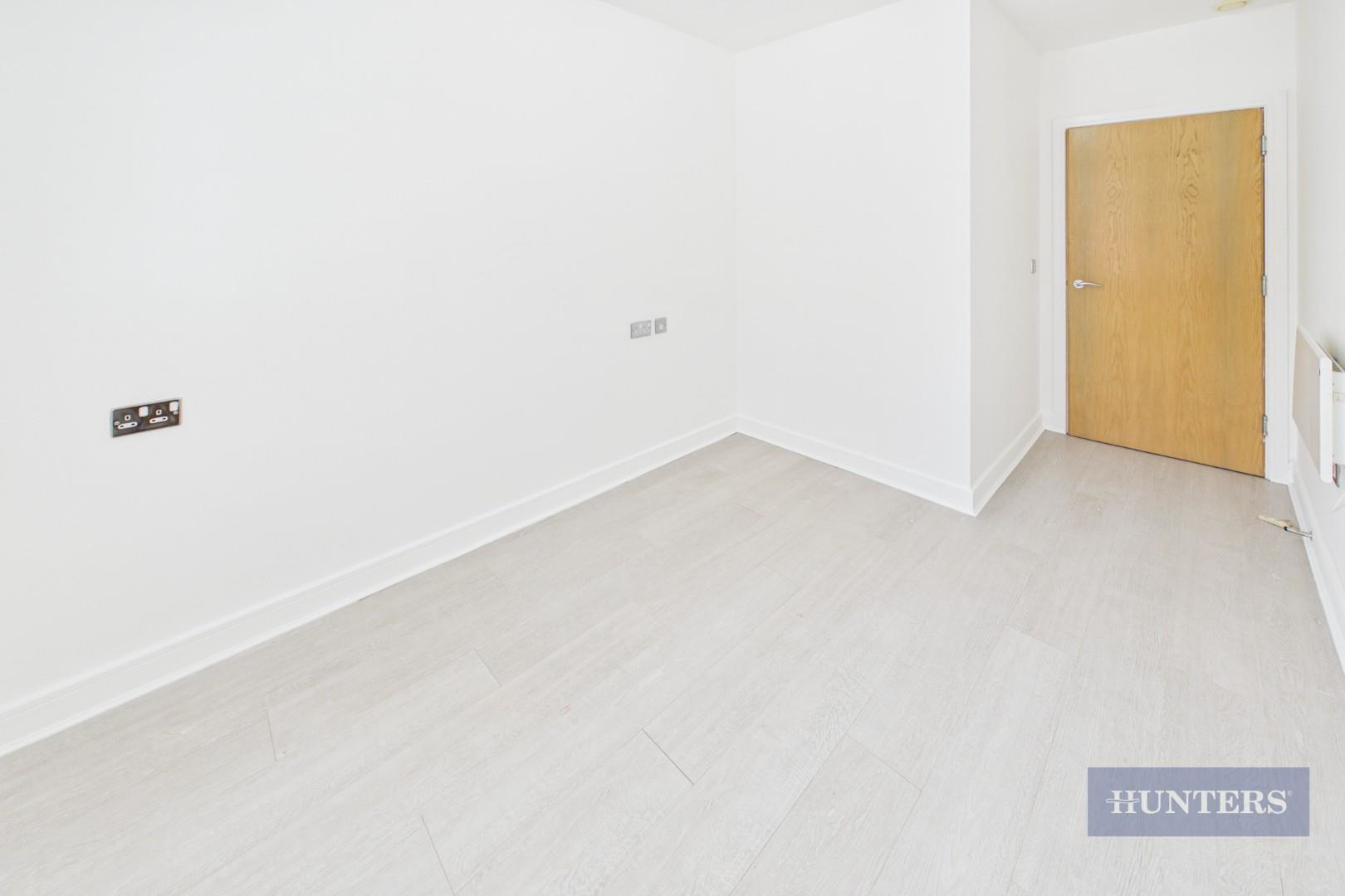 Orchard Place, Southampton, photo 9