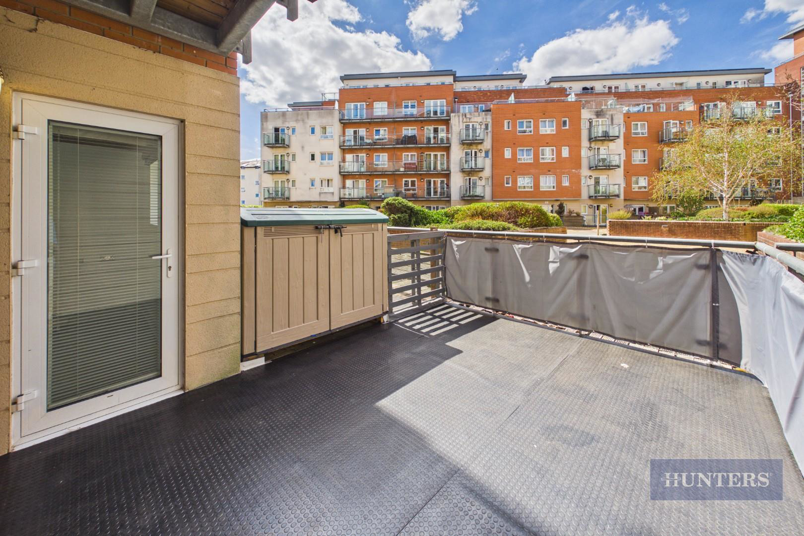 Orchard Place, Southampton, photo 13