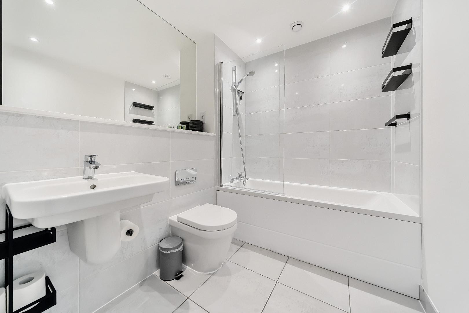 Thomas Blake Avenue, Southampton, photo 12