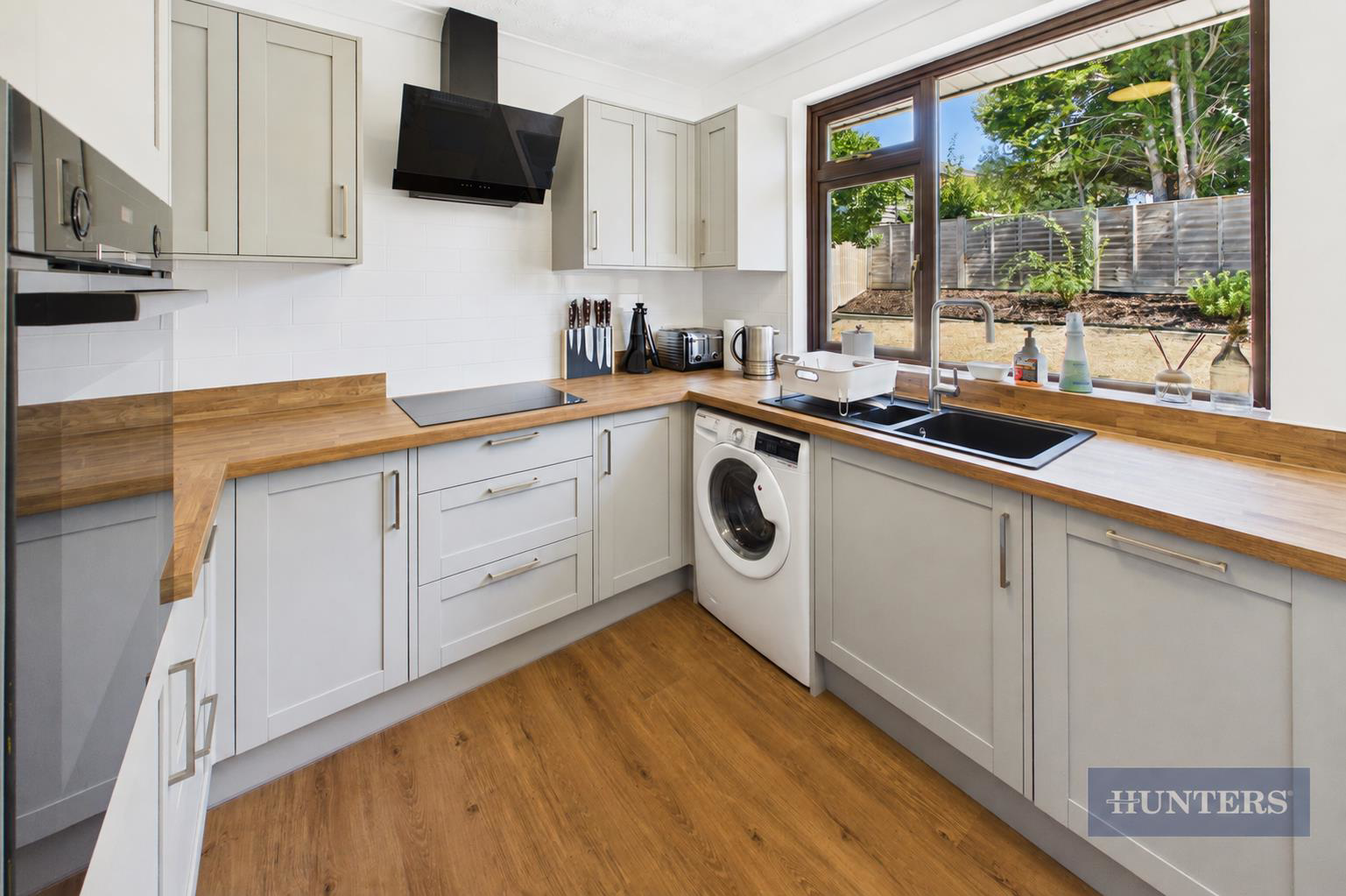 Kitchen Photo.png
