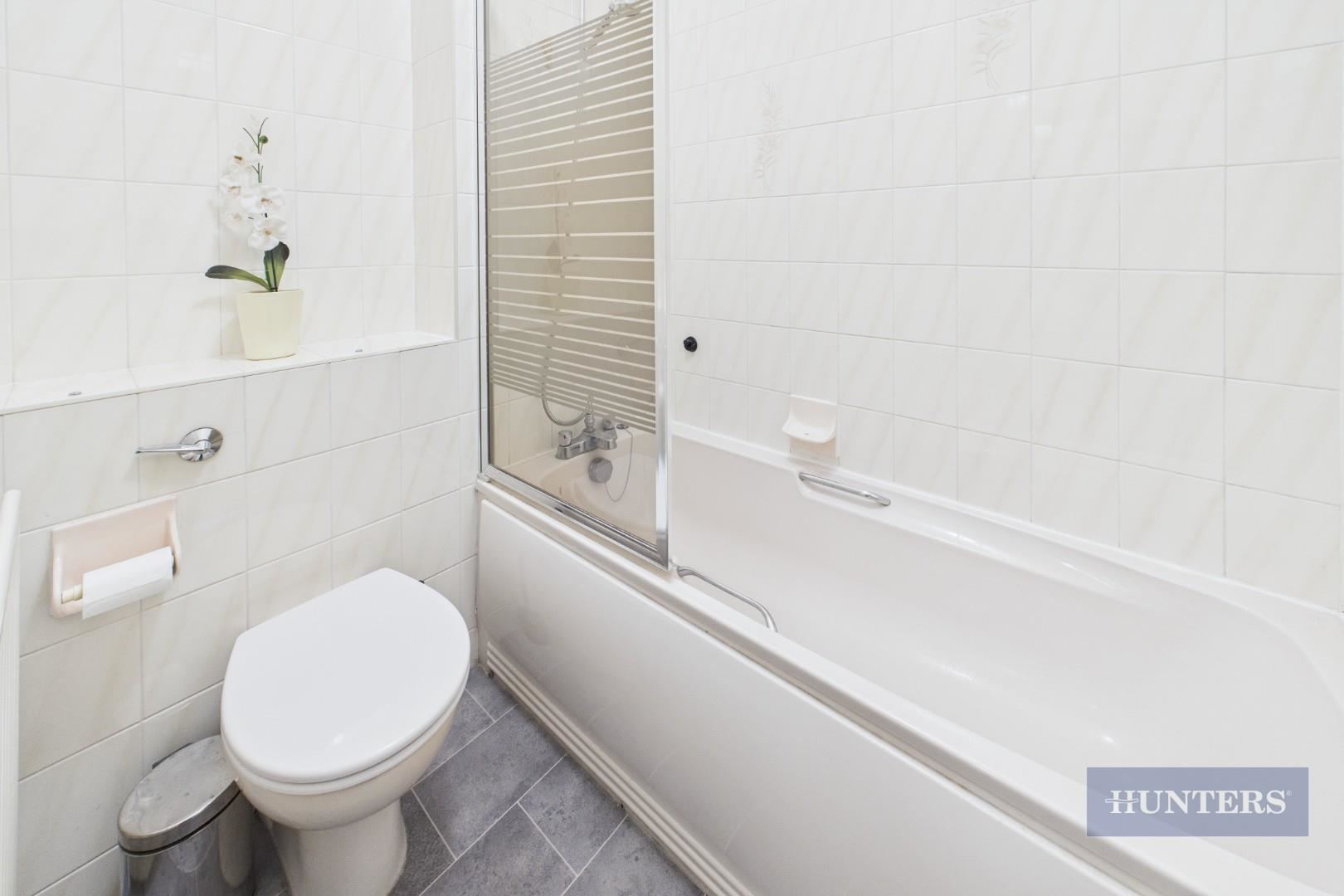 Calshot Court, Ocean Village, SO14, photo 40