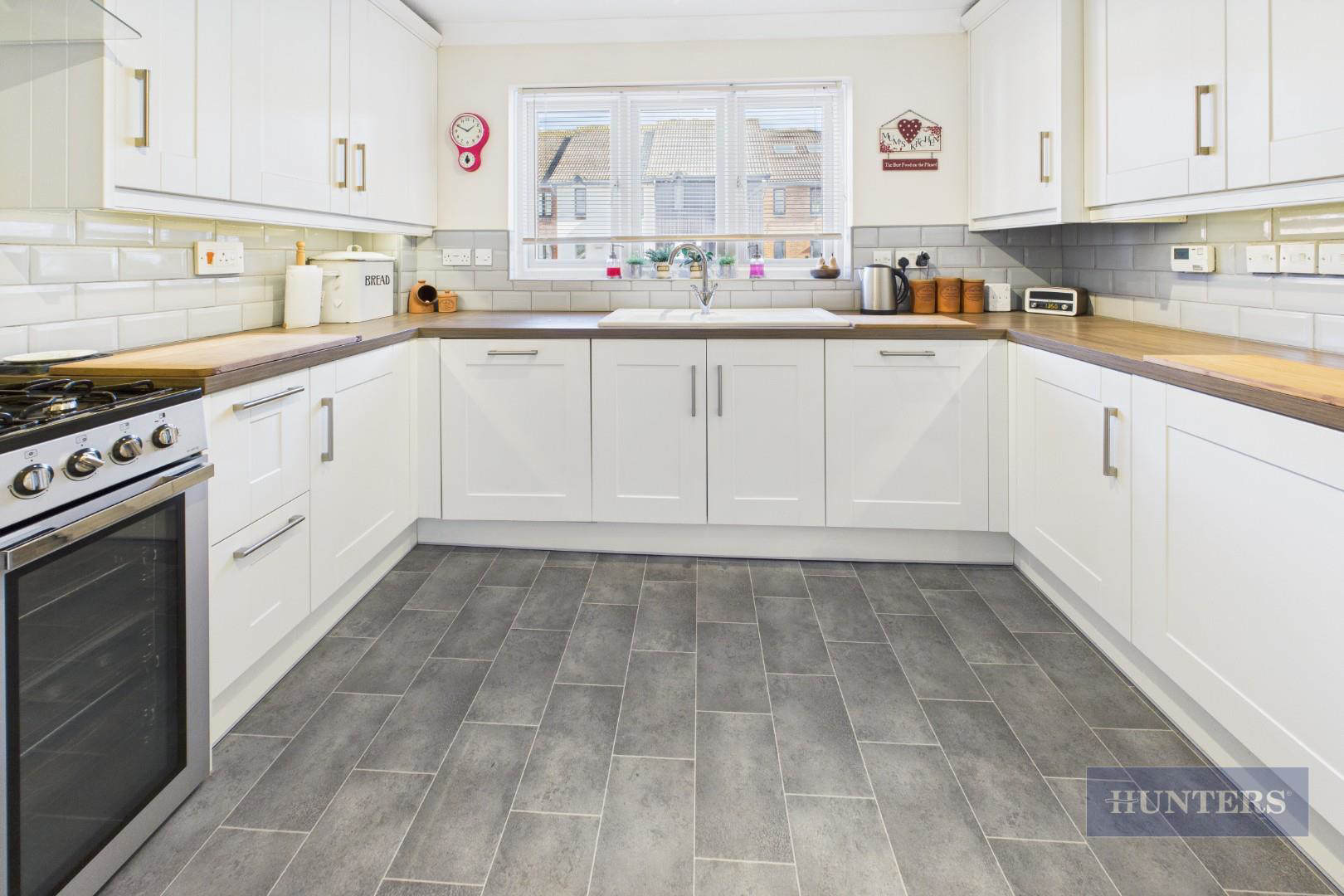 Calshot Court, Ocean Village, SO14, photo 11