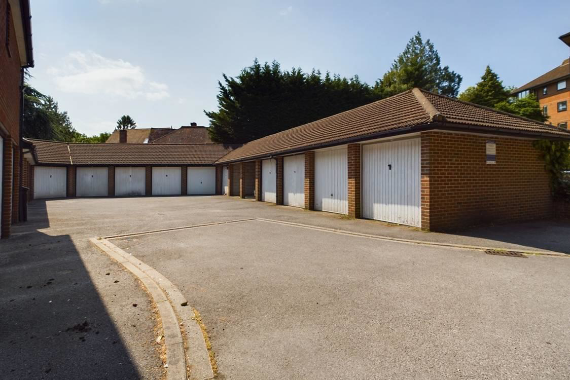 Chelwood Gate, Glen Eyre Road, Southampton, photo 17