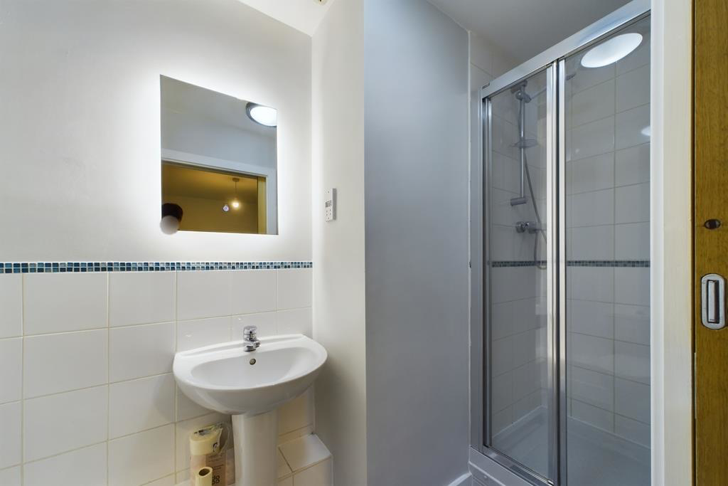 Castle Place, 117 High Street, Southampton, photo 9