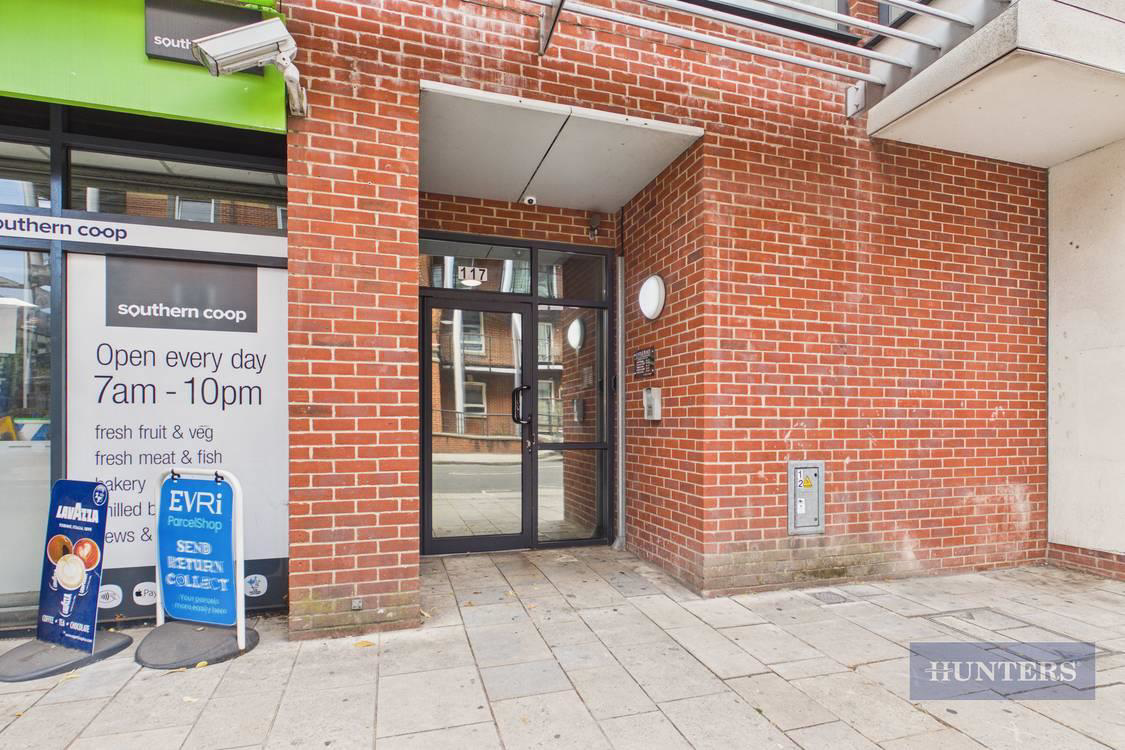 Castle Place, 117 High Street, Southampton, photo 11