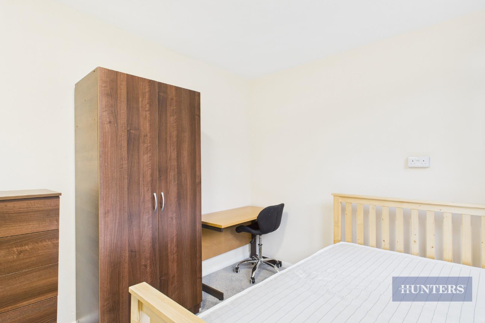 Sparkford Close, Winchester, photo 12
