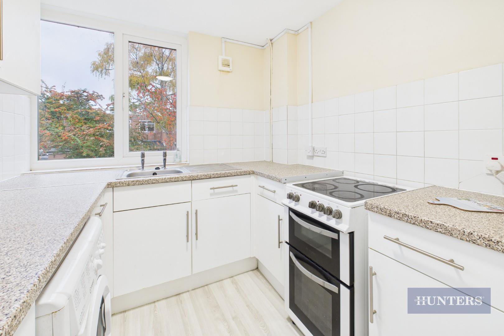 Sparkford Close, Winchester, photo 2