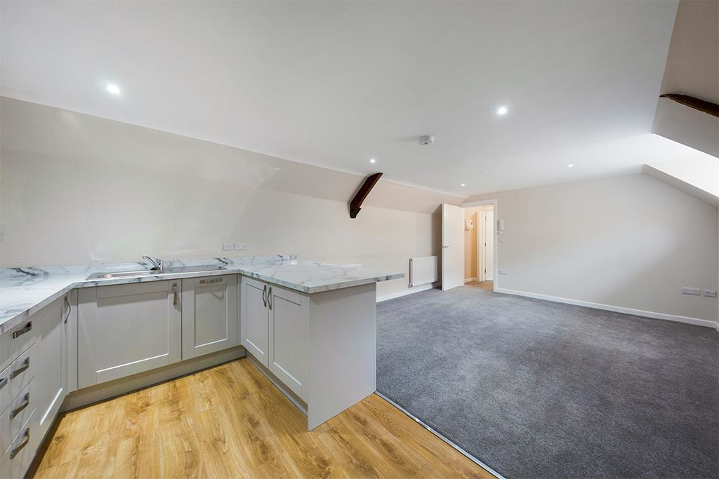 64 High Street, Andover, Hampshire, photo 10