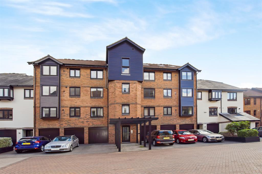Moorhead Court Channel Way, Ocean Village, Southampton