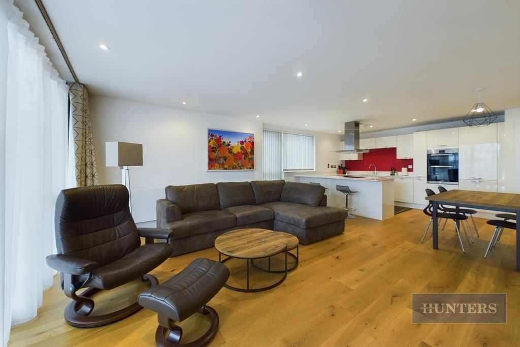 Alexandra Wharf, Maritime Walk, Ocean Village, Southampton, photo 8