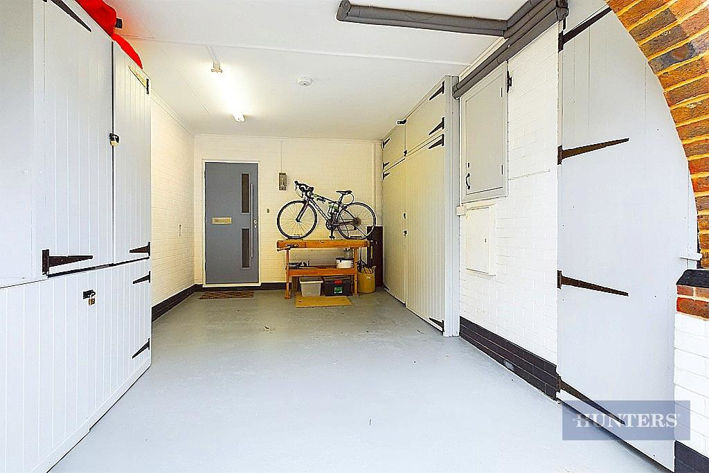Endeavour Way, Hythe, Southampton, photo 13