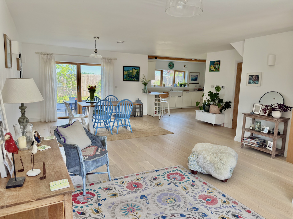 Rushall Road, North Newnton, Wiltshire, photo 8
