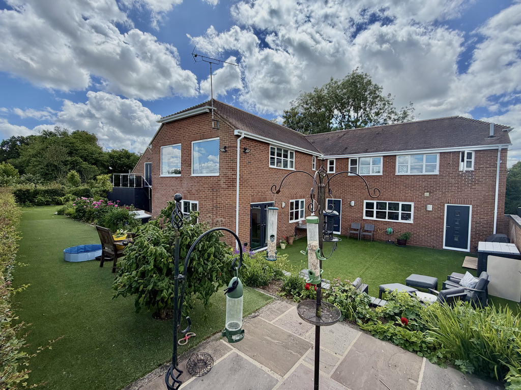 Hollybush Lane, Knowle, Pewsey, Wiltshire, photo 27