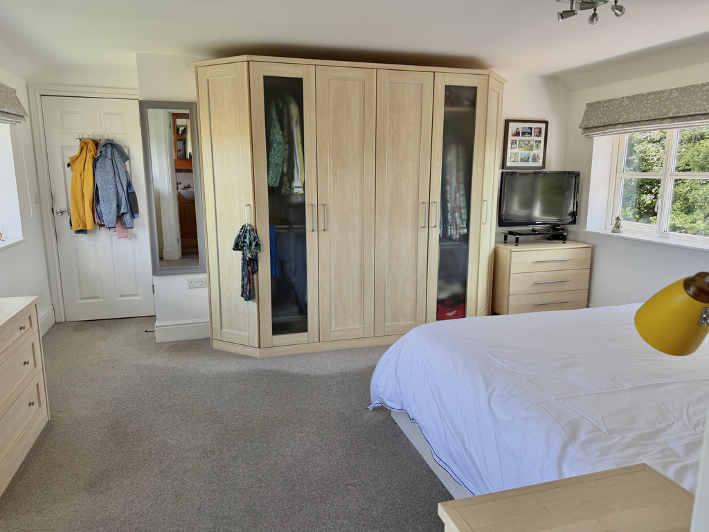 Hollybush Lane, Knowle, Pewsey, Wiltshire, photo 17