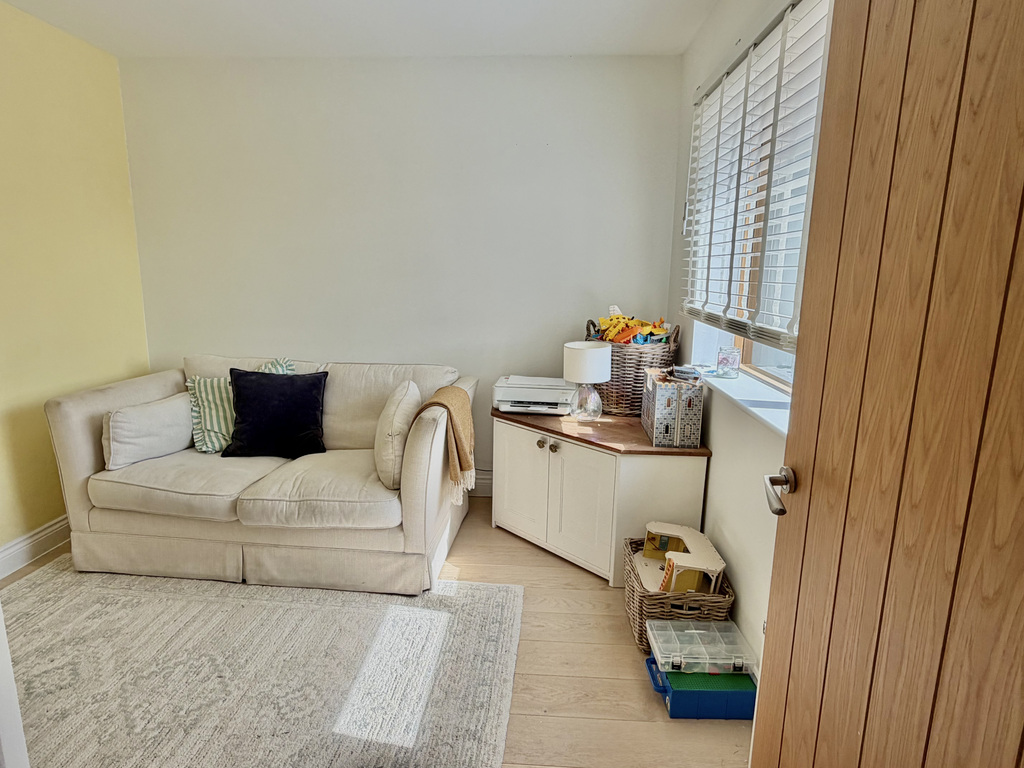 Rushall Road, North Newnton, Wiltshire, photo 17