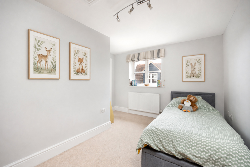 Hollybush Lane, Knowle, Pewsey, Wiltshire, photo 23