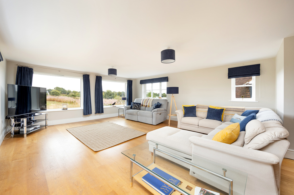 Hollybush Lane, Knowle, Pewsey, Wiltshire, photo 11