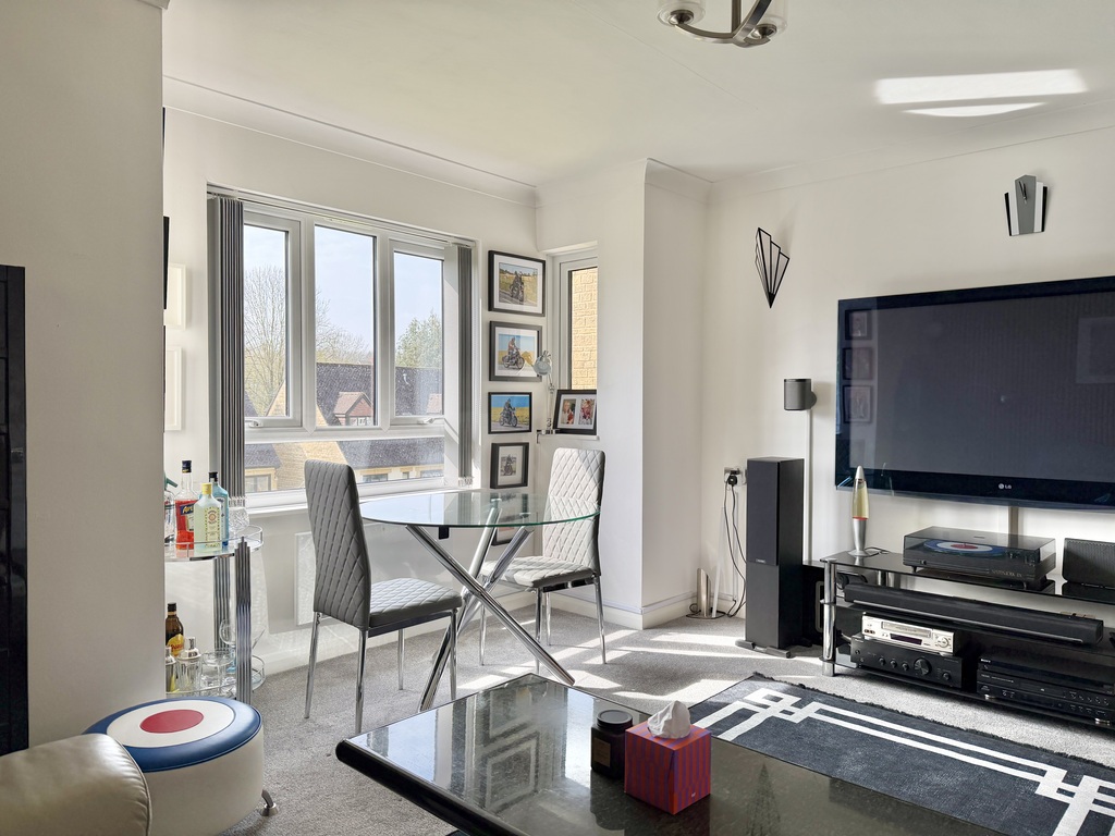 King Edmund Court, Gillingham, SP8 4DL, photo 4