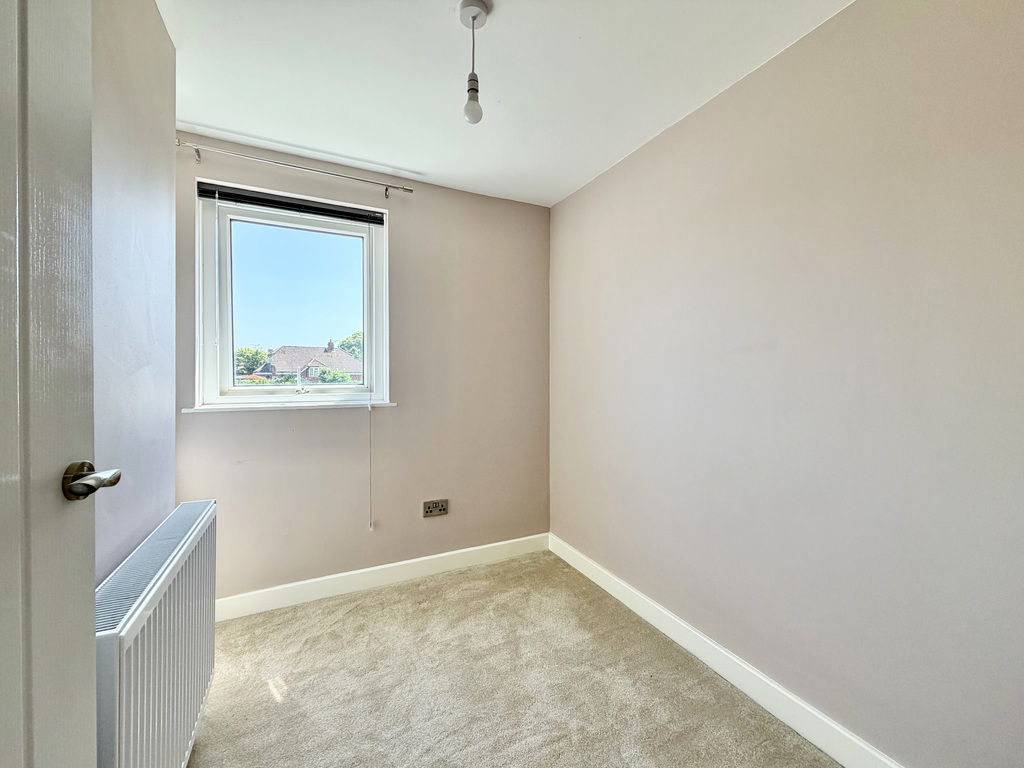 Broughton Close, Taunton, Somerset, photo 9