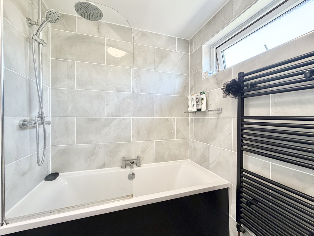 Broughton Close, Taunton, Somerset, photo 11