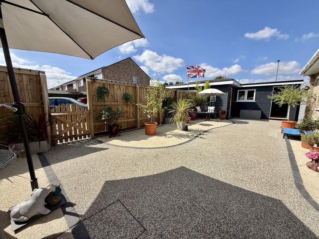 Almond Tree Close, Bridgwater, photo 12
