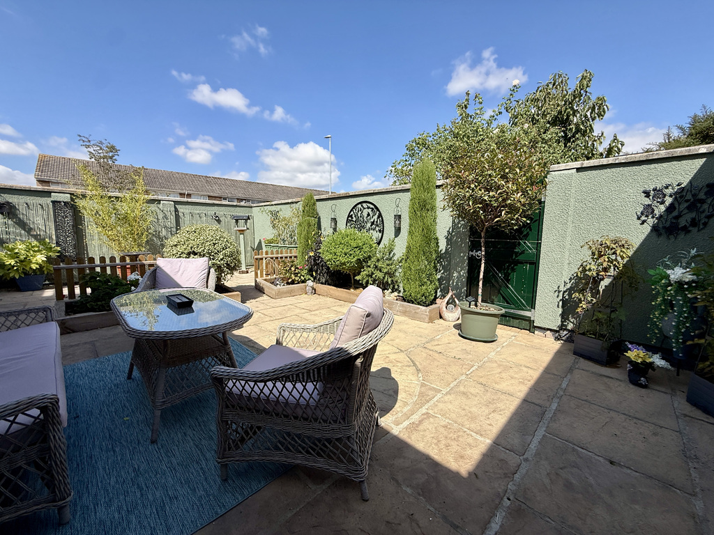 Almond Tree Close, Bridgwater, photo 16