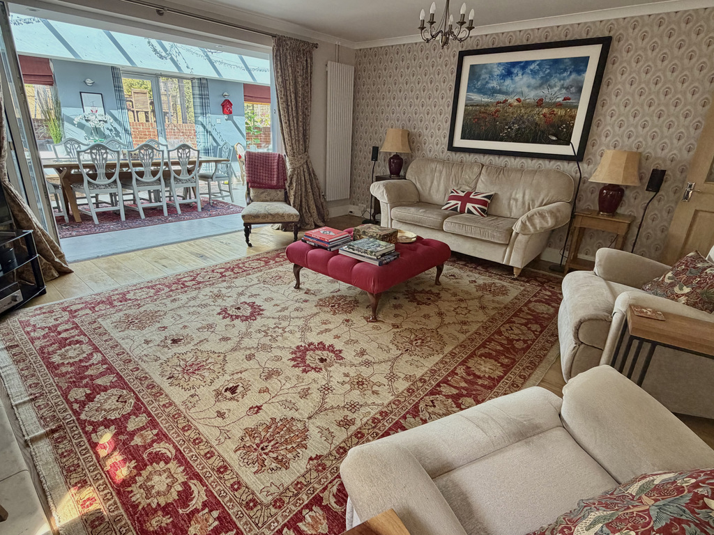 Devizes Road, Upavon, SN9 6ED, photo 5