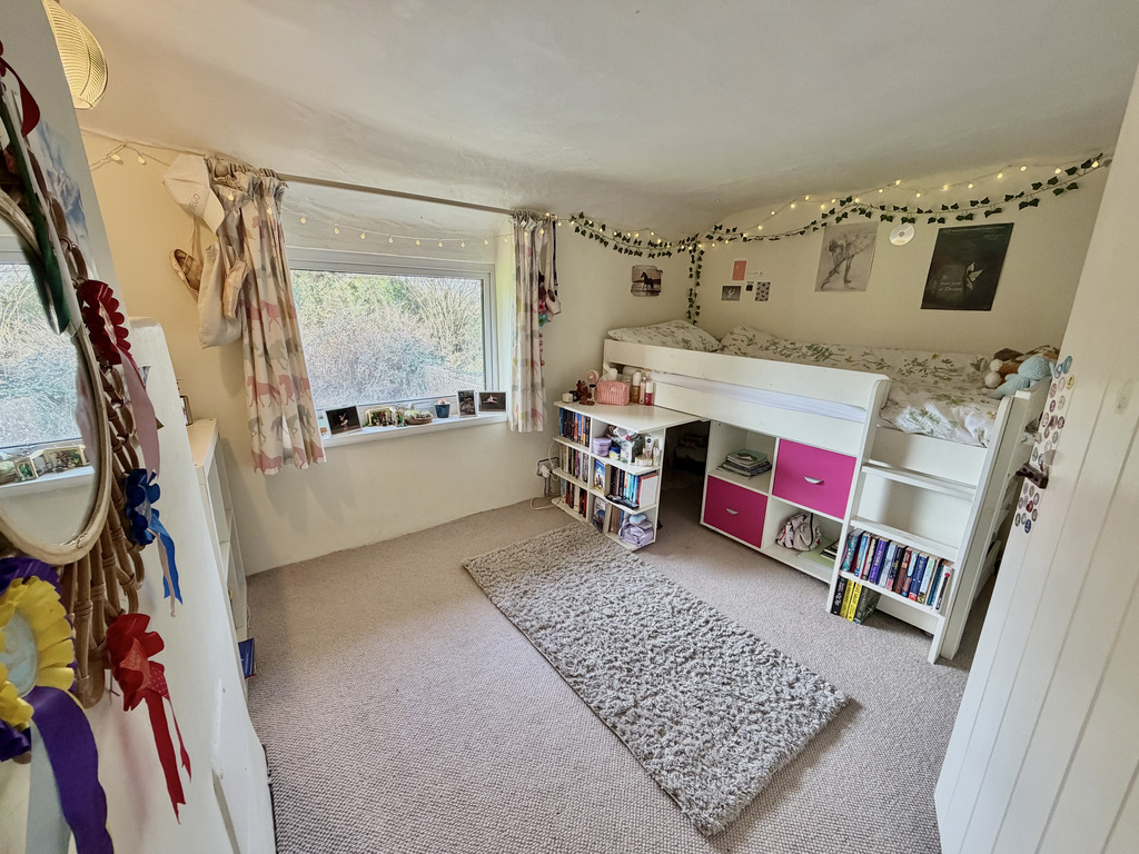 Milton Road, Pewsey, Wiltshire, photo 23