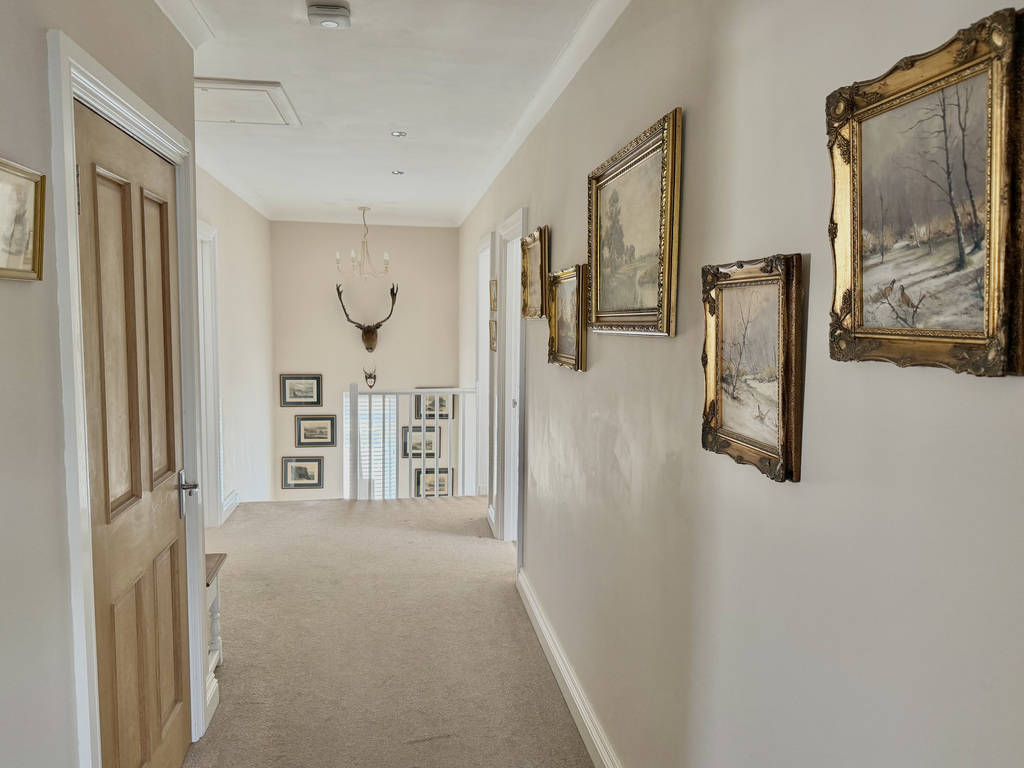 Devizes Road, Upavon, SN9 6ED, photo 14