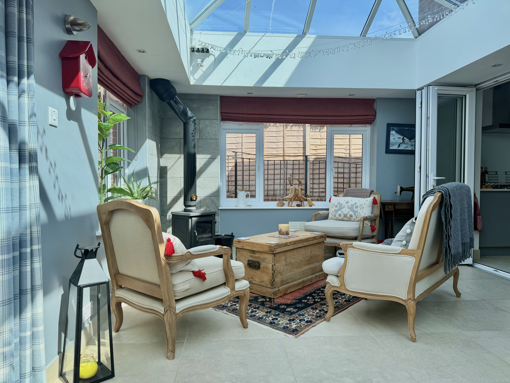 Devizes Road, Upavon, SN9 6ED, photo 7
