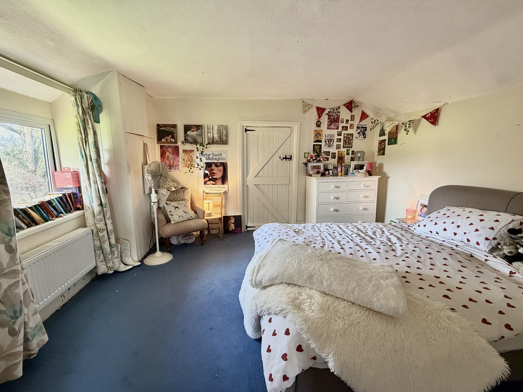 Milton Road, Pewsey, Wiltshire, photo 22
