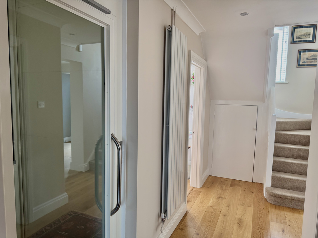 Devizes Road, Upavon, SN9 6ED, photo 13