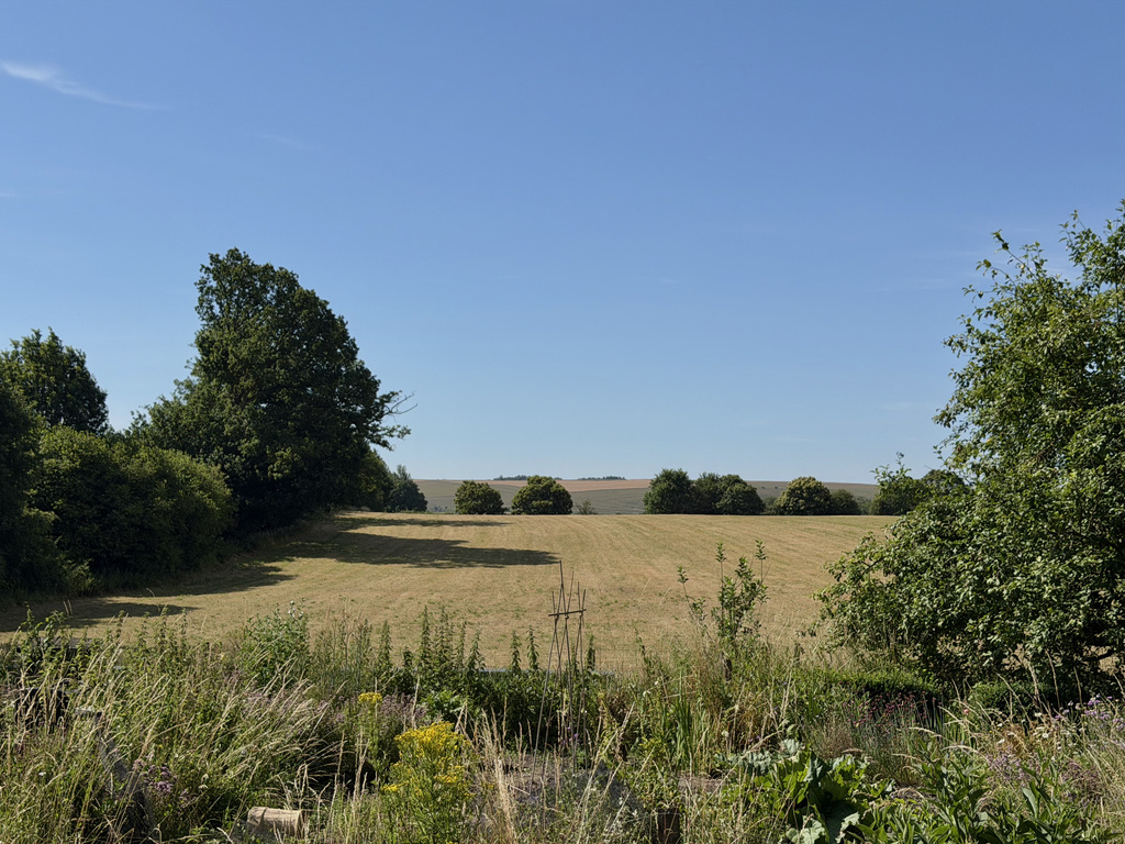 Milton Road, Pewsey, Wiltshire, photo 4