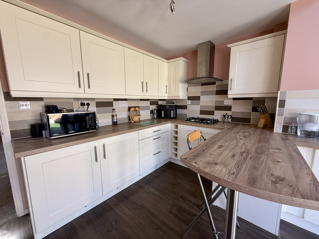 Condell Close, Bridgwater, Somerset, photo 3