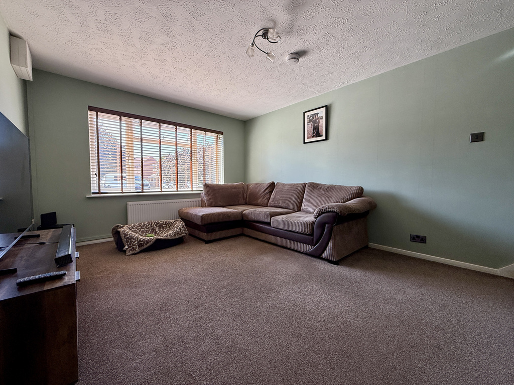 Condell Close, Bridgwater, Somerset, photo 6