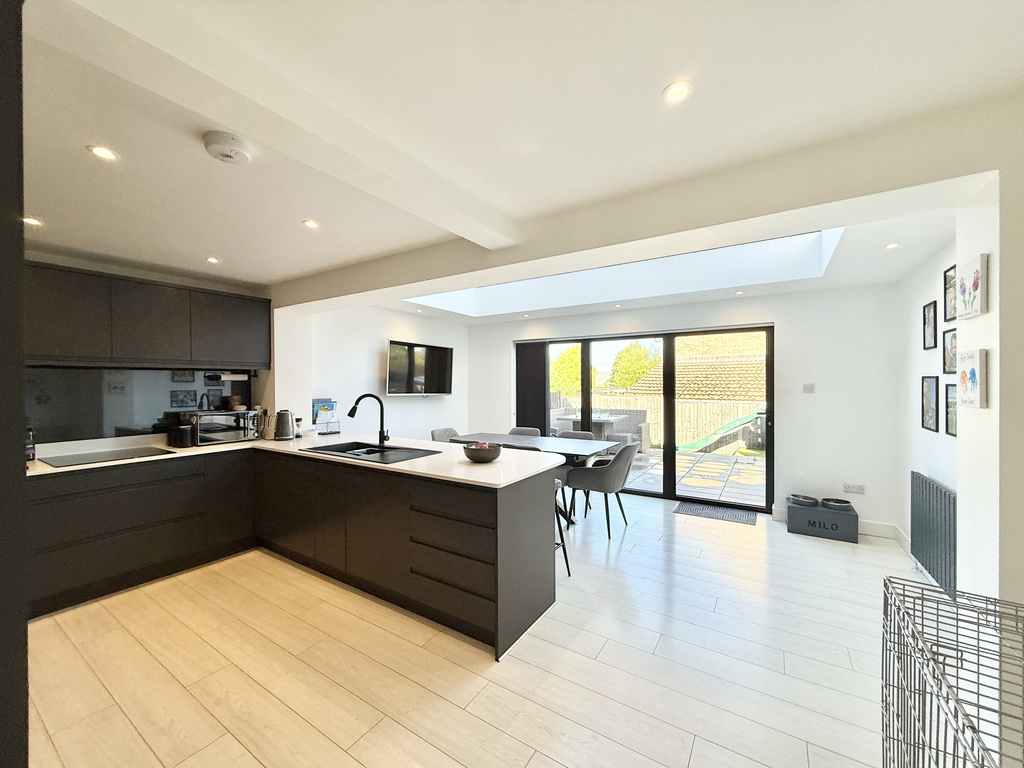 Lime Tree Avenue, Yeovil, Somerset, photo 5