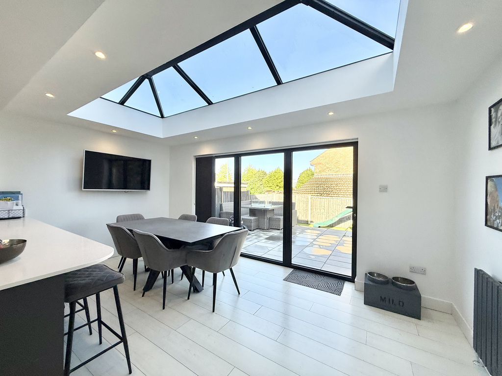 Lime Tree Avenue, Yeovil, Somerset, photo 3