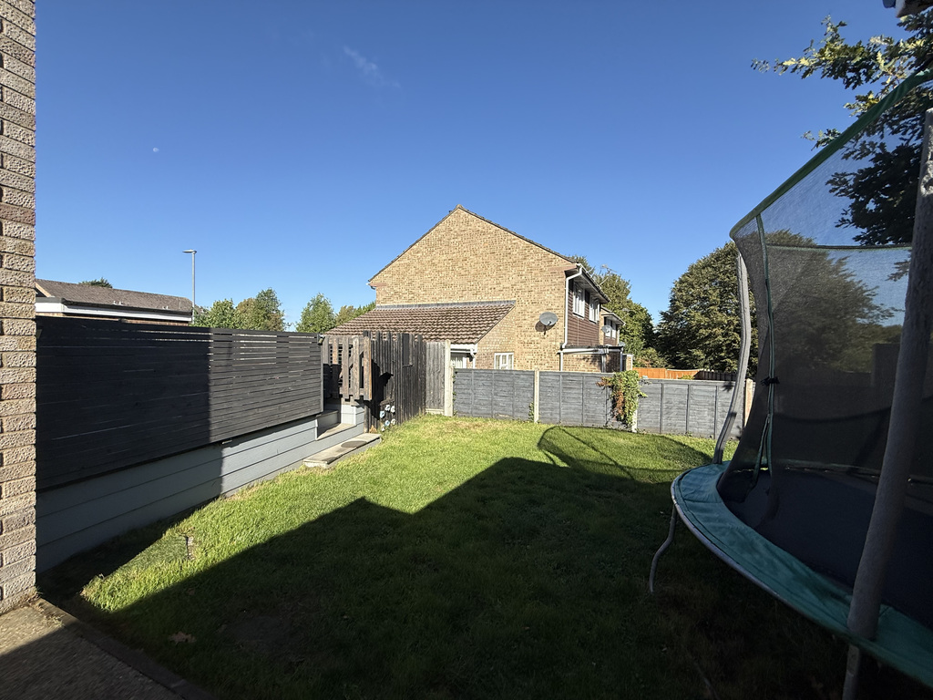 Lime Tree Avenue, Yeovil, Somerset, photo 25