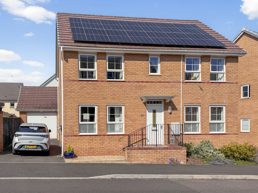 Greystone Walk, Cullompton, Devon, EX15 1GL