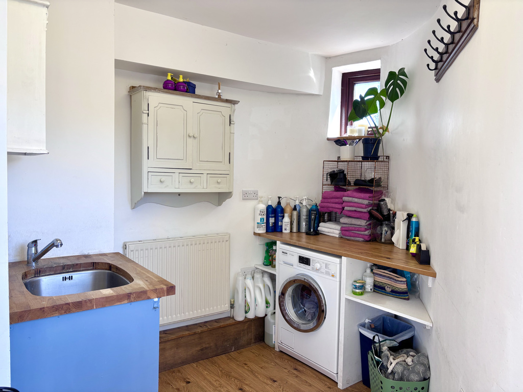Clematis Cottage, Marsh, Honiton, Devon, photo 4