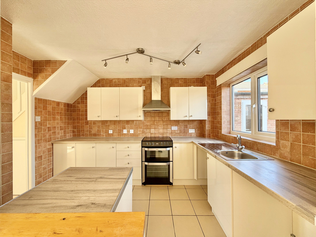 Queensway, Taunton, photo 5